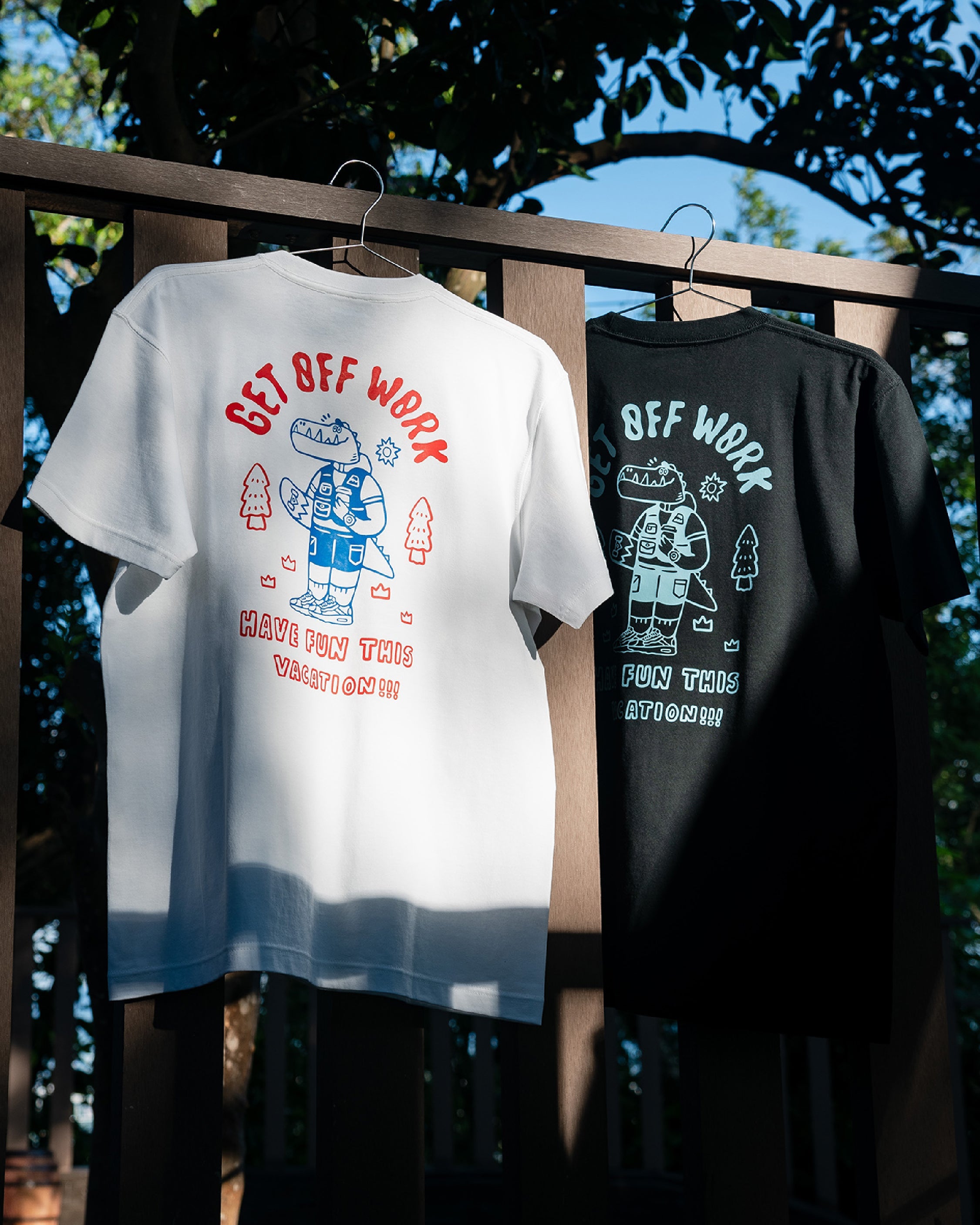 JARO!《Get off work 暴龍假日系列》短袖 T-shirt