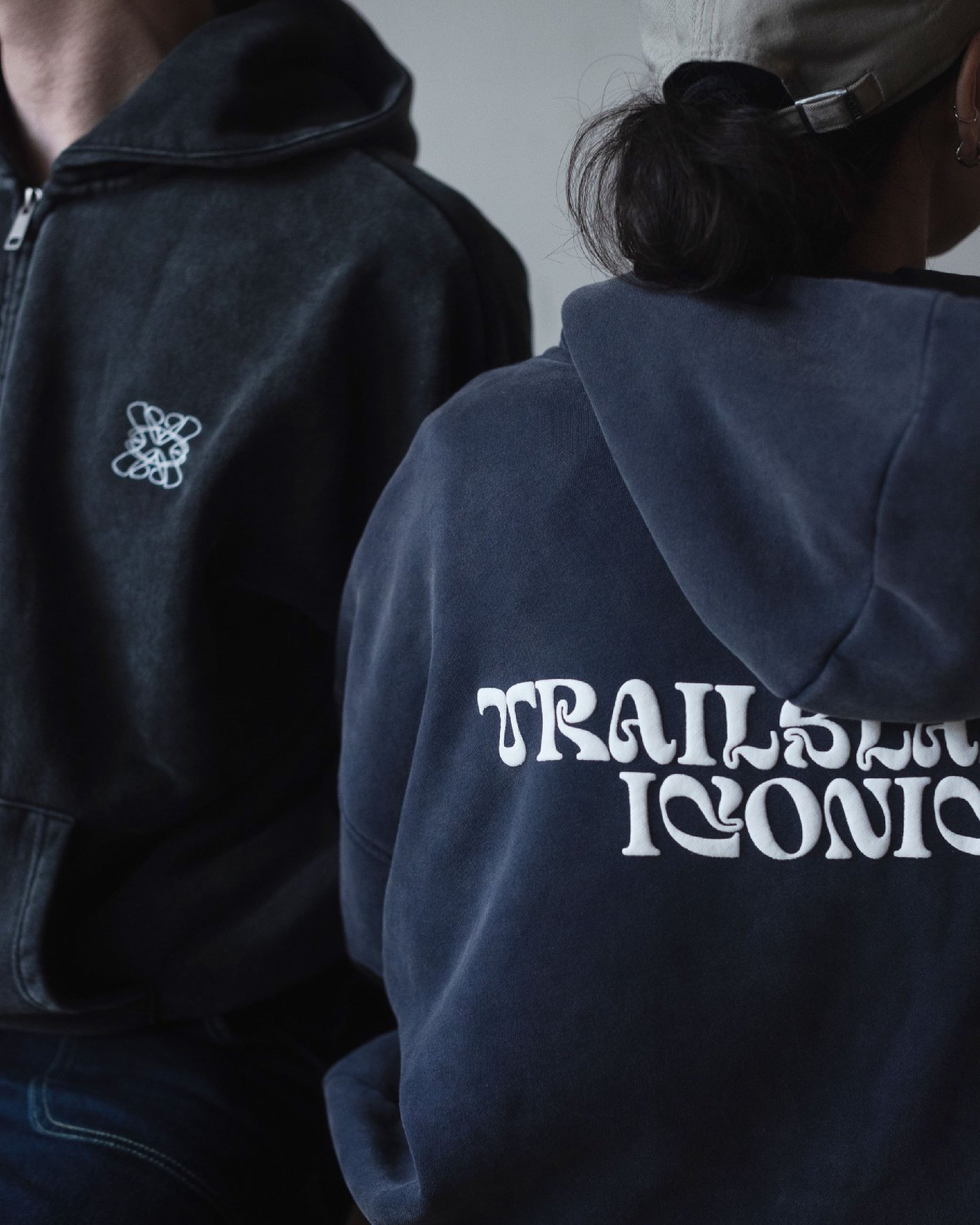 JHEN OFFICIAL《-TRAILBLAZER-》雙拉鏈重水洗連帽外套