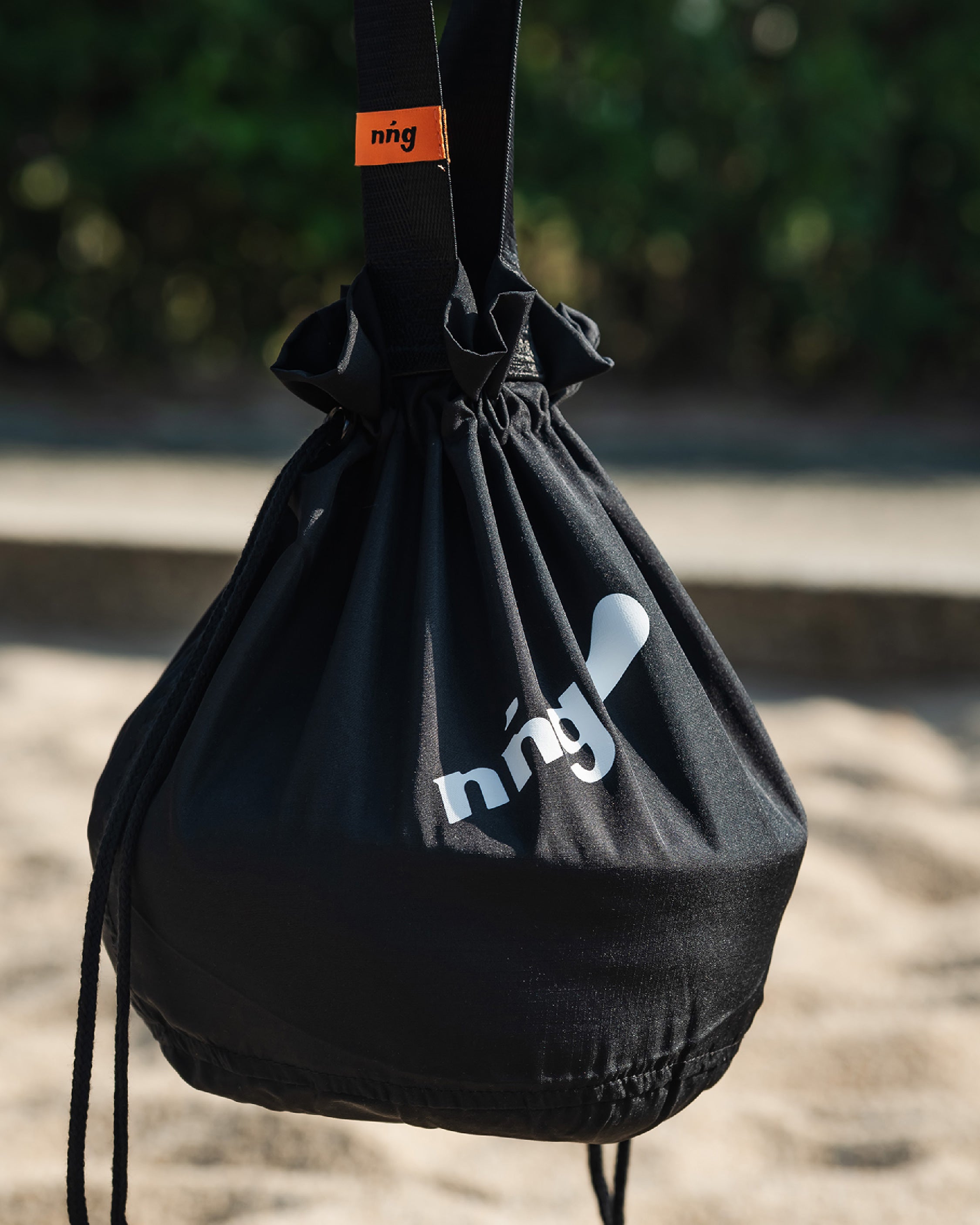 《nńg inn 軟寓》短袖 T-shirt / 手提金魚袋