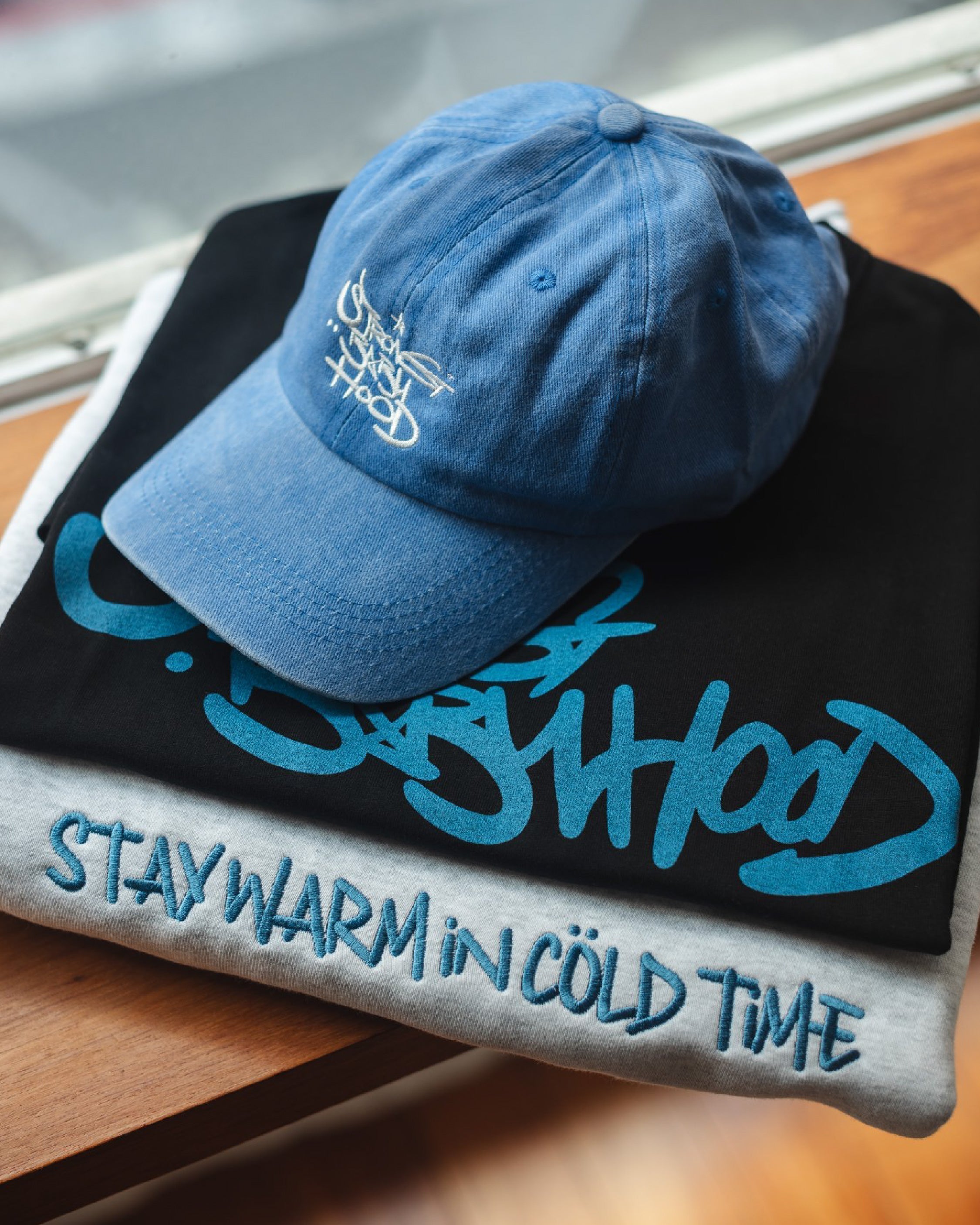 《Strong Baby Hood》 水洗老帽 / 半拉衛衣 / 短袖 T-shirt